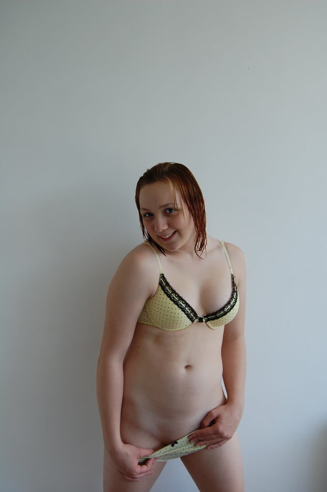 Lencería amarilla
 #81224579