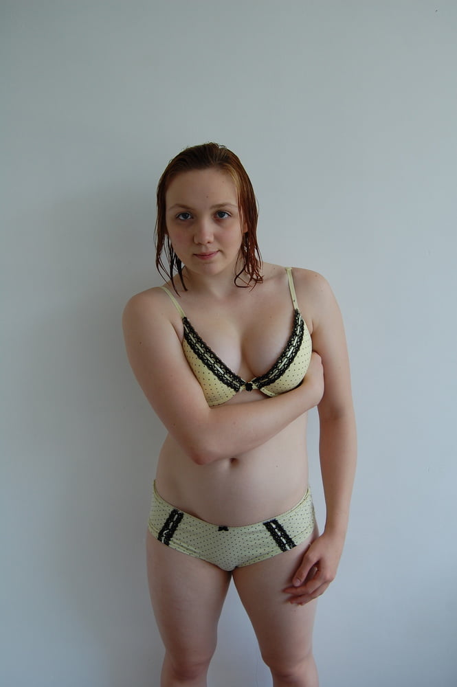 Lencería amarilla
 #81224614