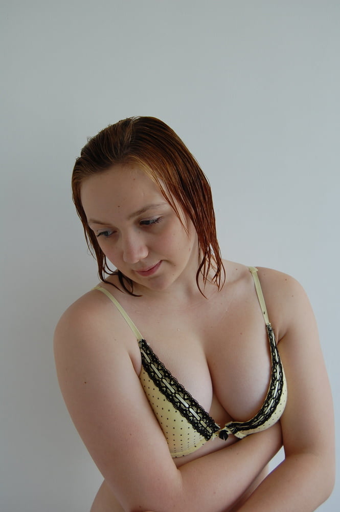 Lencería amarilla
 #81224623