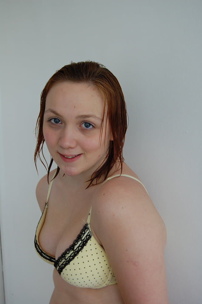 Lencería amarilla
 #81224647