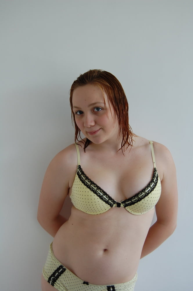 Lencería amarilla
 #81224653