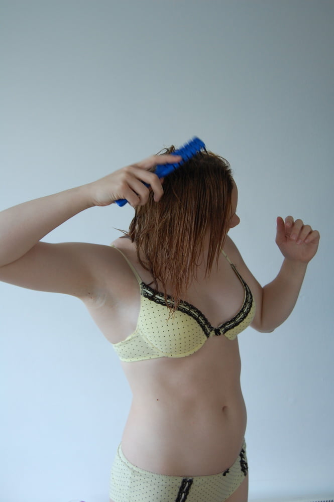 Lencería amarilla
 #81224690