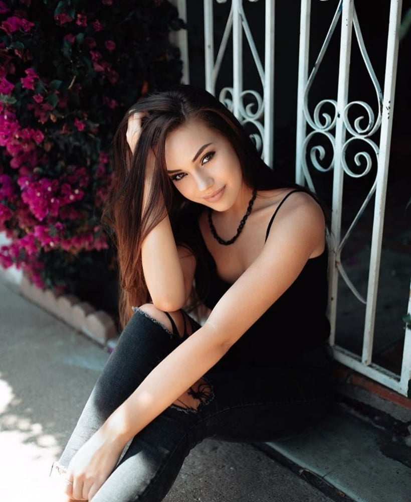 Shaelah mcgilton
 #87395119