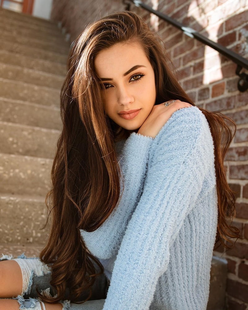 Shaelah mcgilton
 #87395142