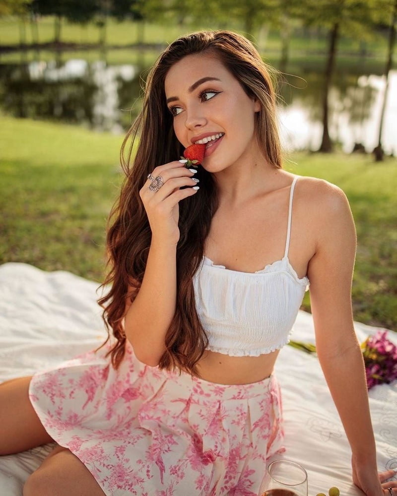 Shaelah mcgilton
 #87395153