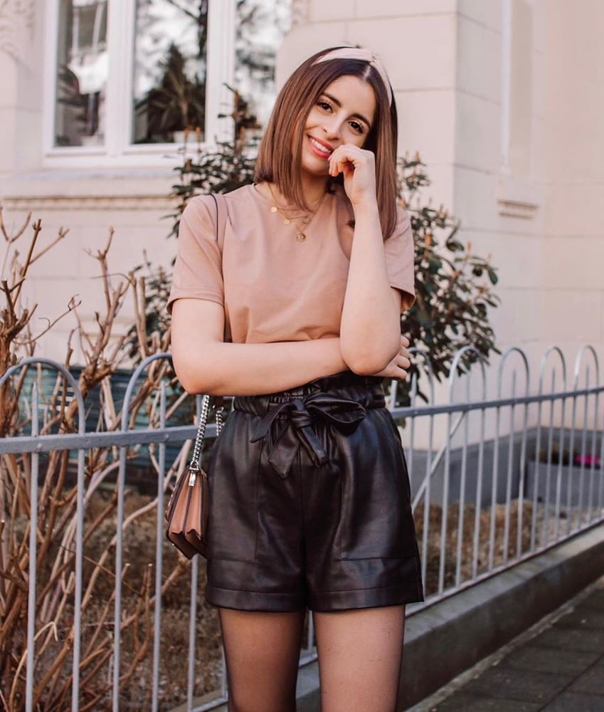 Influencer-perra 7
 #92117938