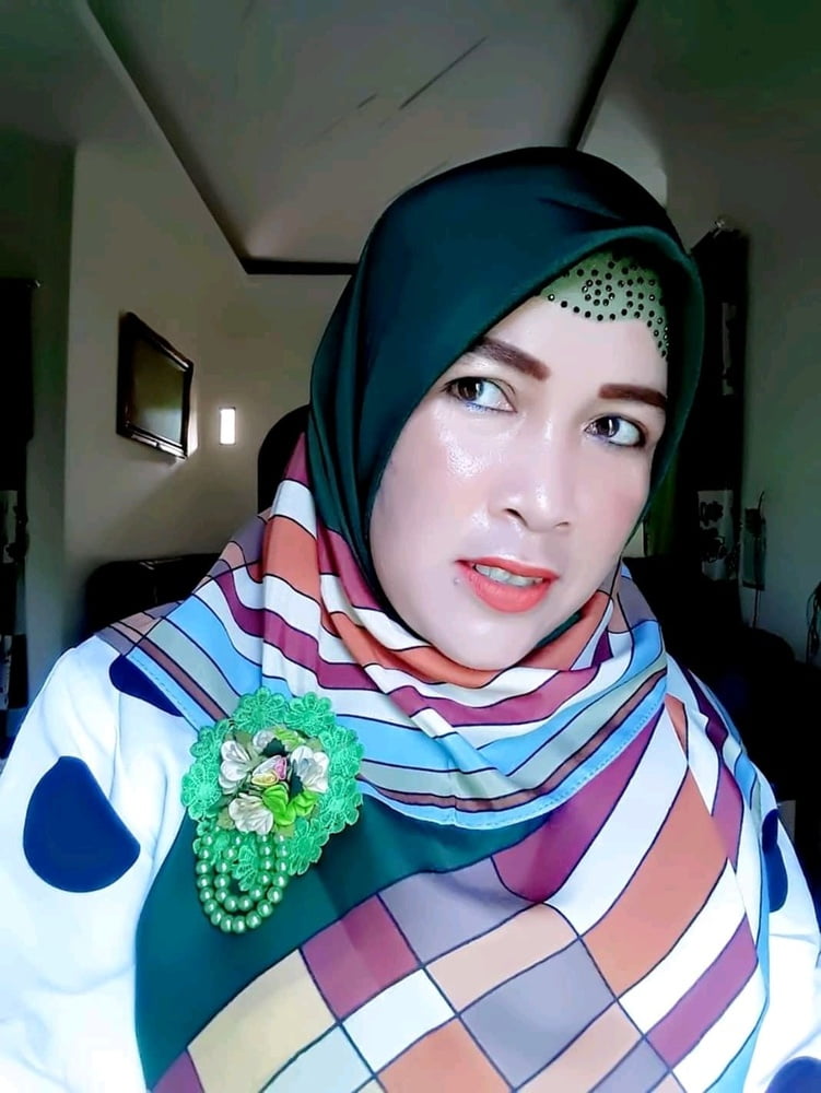 Gadis melayu #95612911