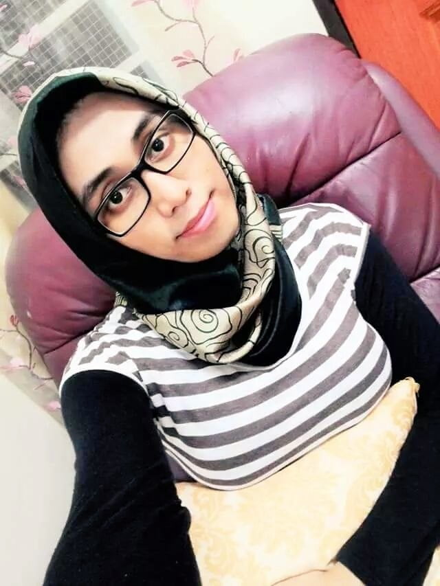 Gadis melayu #95612977