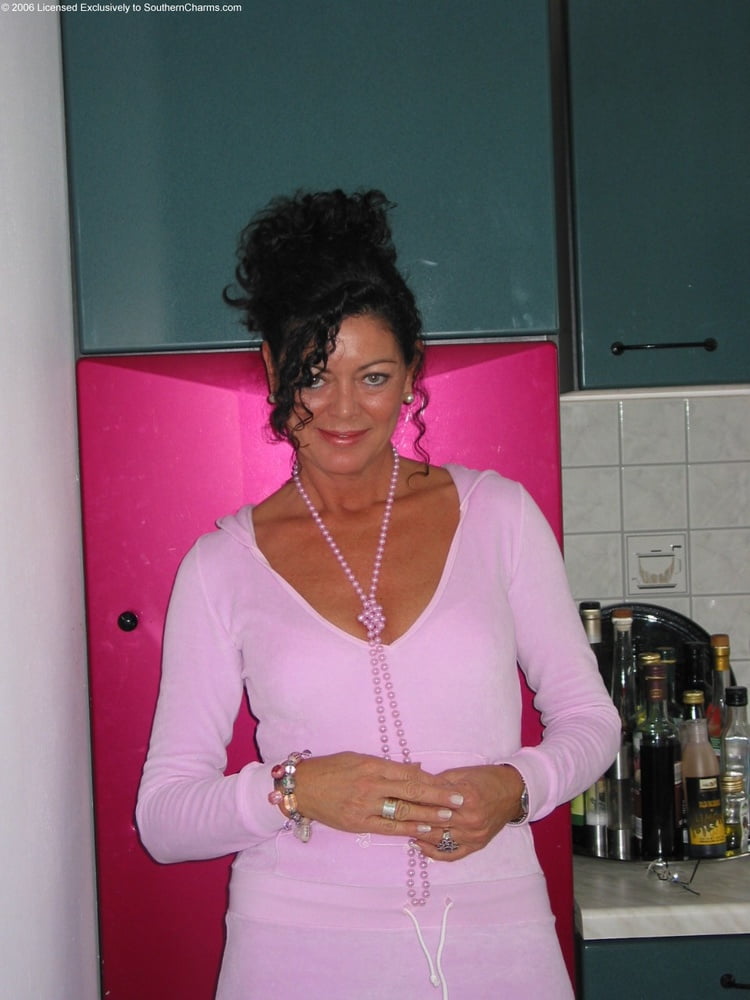 Yaiza Sexy Mama 3 #94128220