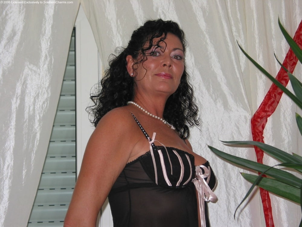 Yaiza Sexy Mama 3 #94128813