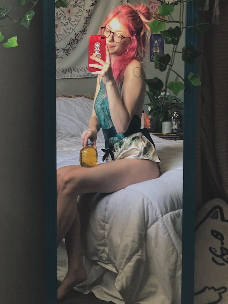 20yo hot sexy slim blond shaved private selfie slut aspen
 #95387270