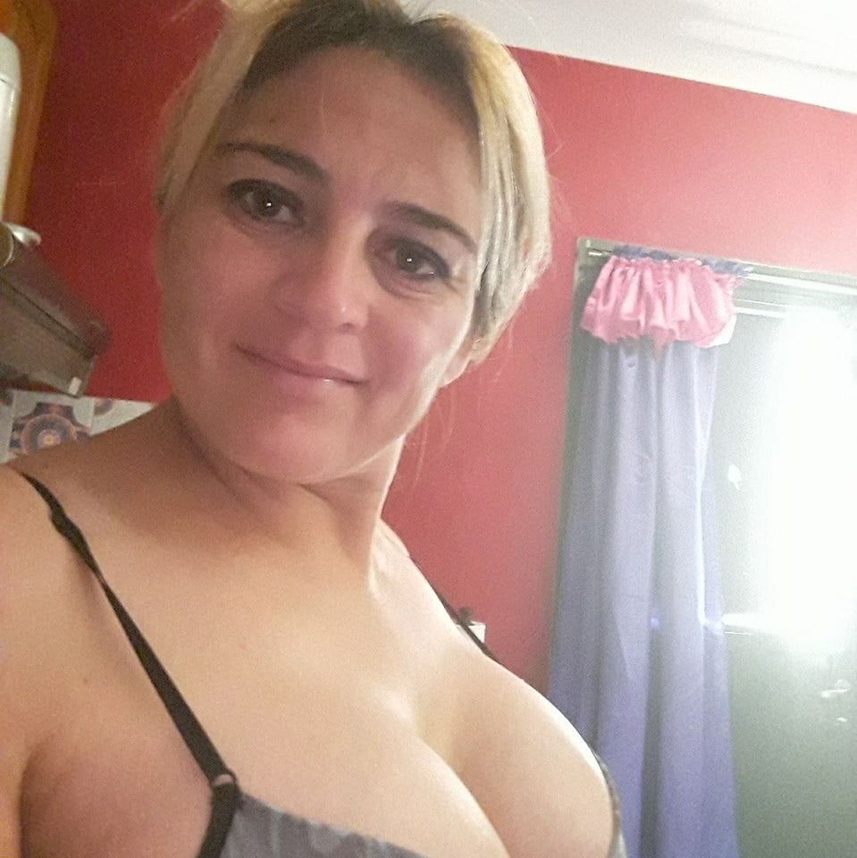 熟女とおばさん
 #98090717