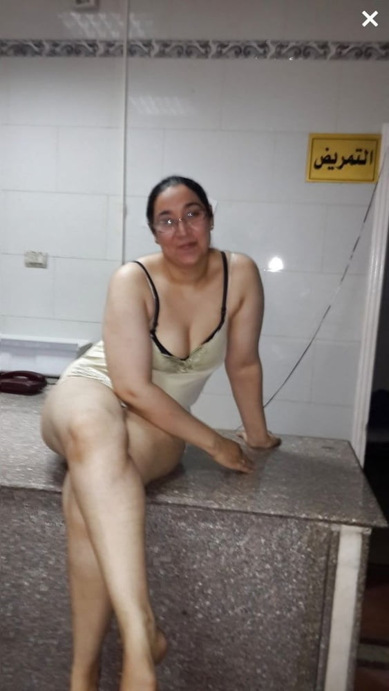 熟女とおばさん
 #98090863