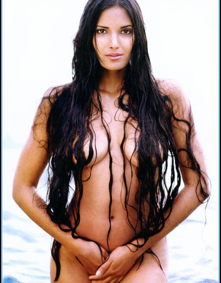 Padma Lakshmi desnuda #108607936