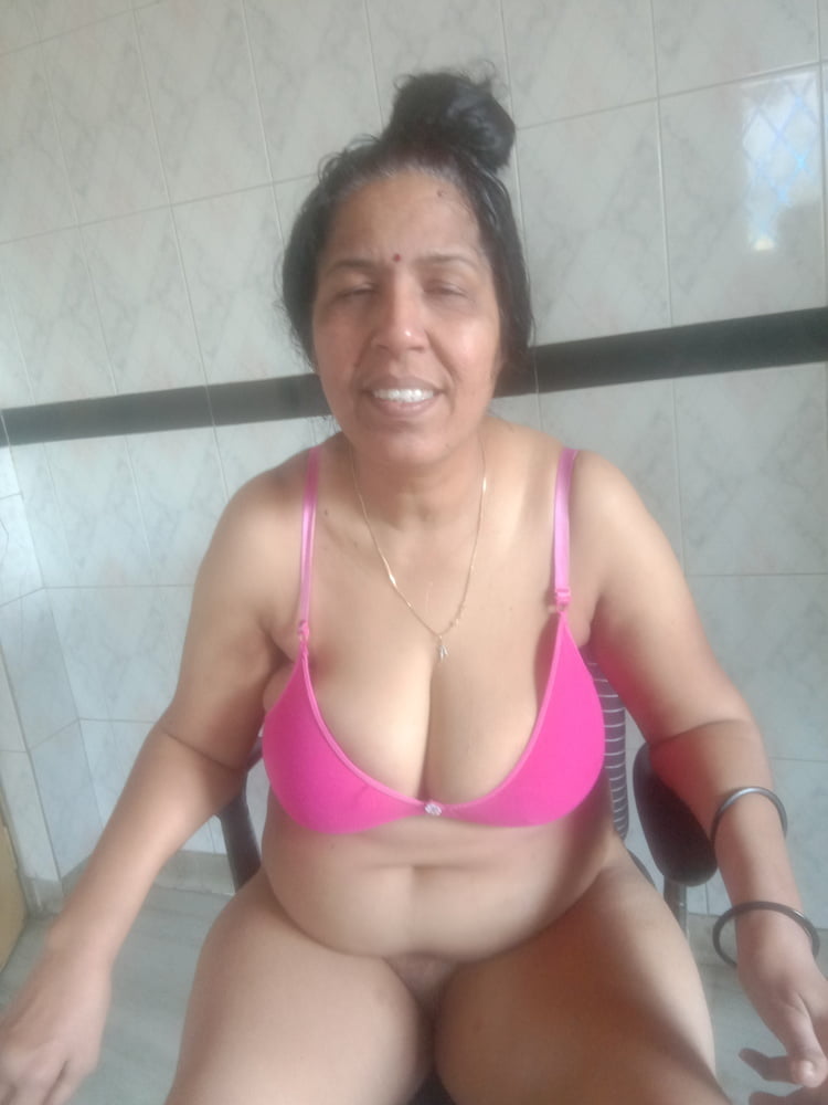 Meena sexy bhabhi
 #99850068