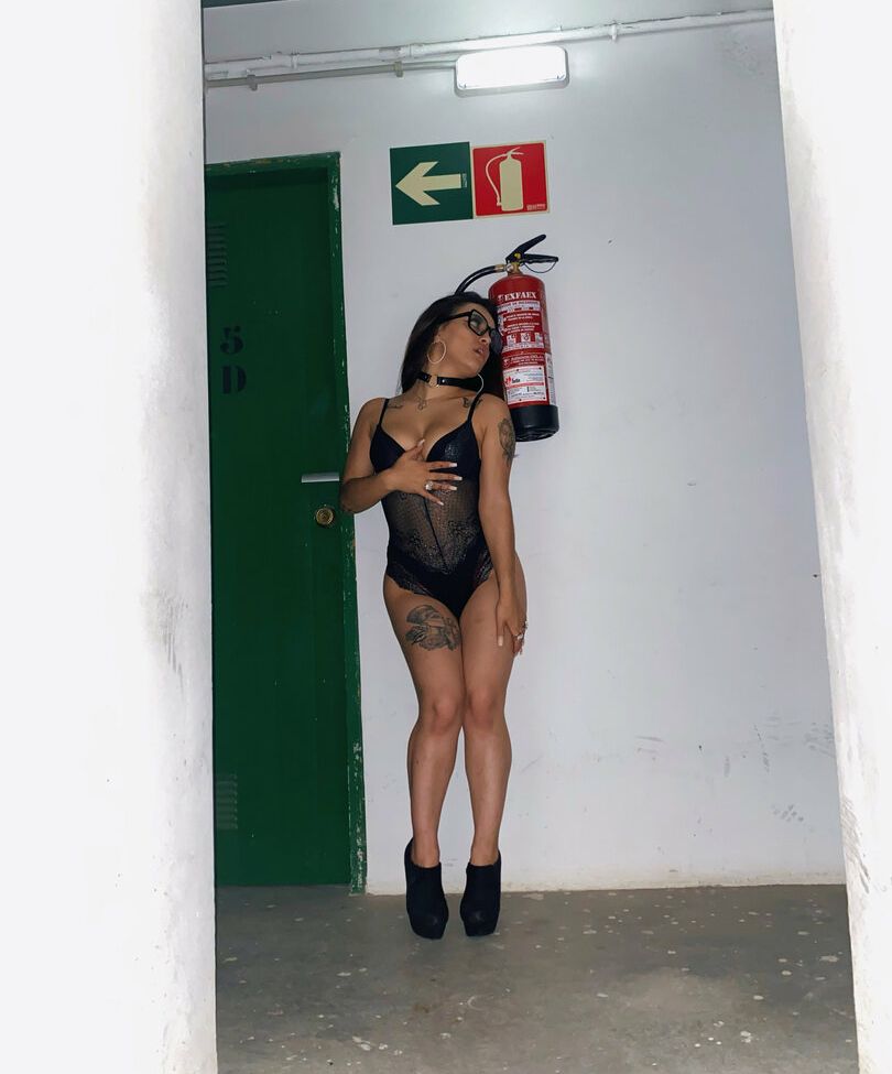 Babyrollsroyce.69 desnuda #109066739