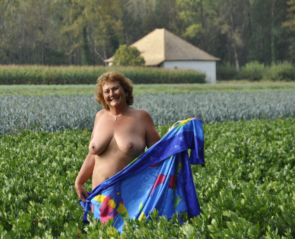 Matures and Grannies Nudists Edition #90552012