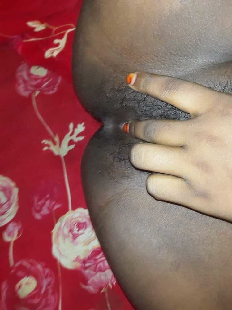 Didi ki big boobs bra desnuda chut digitación en casa
 #80489094