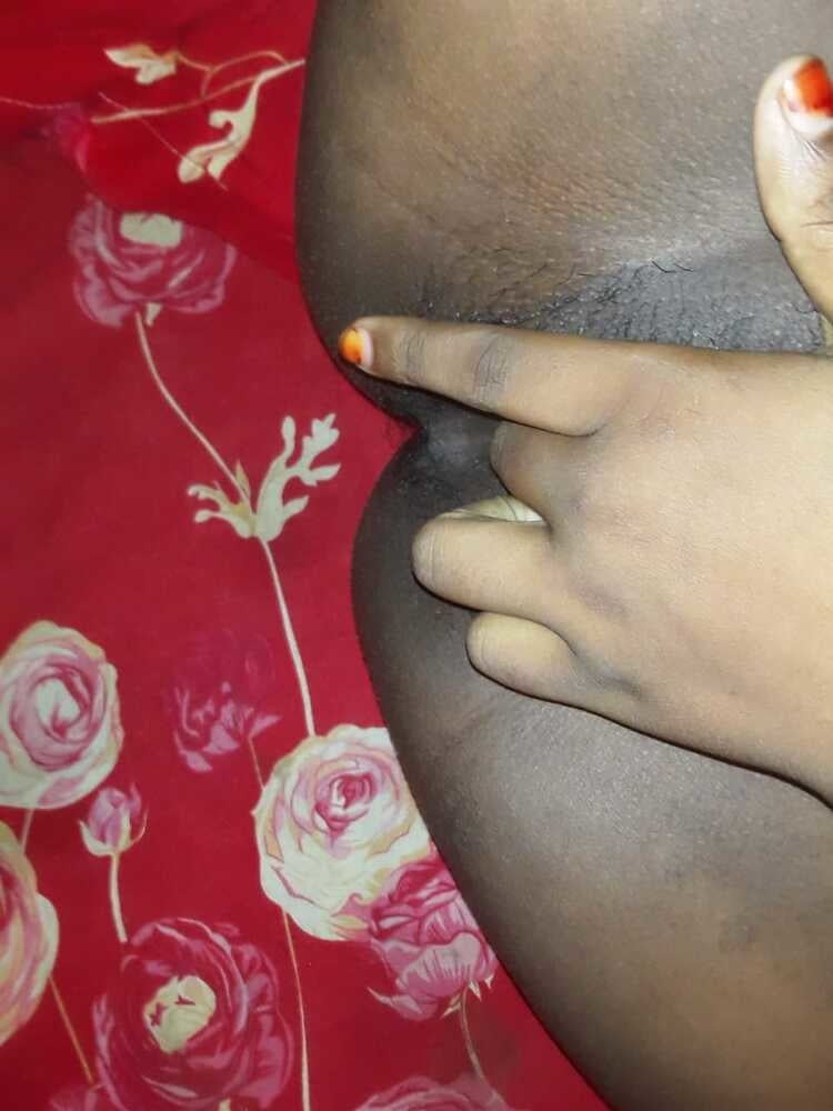 Didi ki big boobs bra nude chut fingering in home #80489113