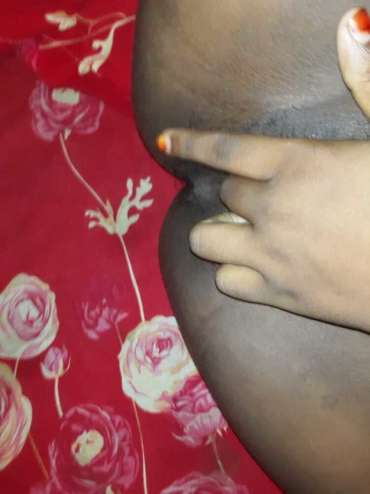 Didi ki big boobs bra nude chut fingering in home #80489118