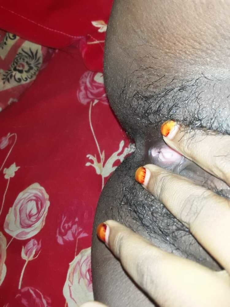 Didi ki big boobs bra nude chut fingering in home #80489124