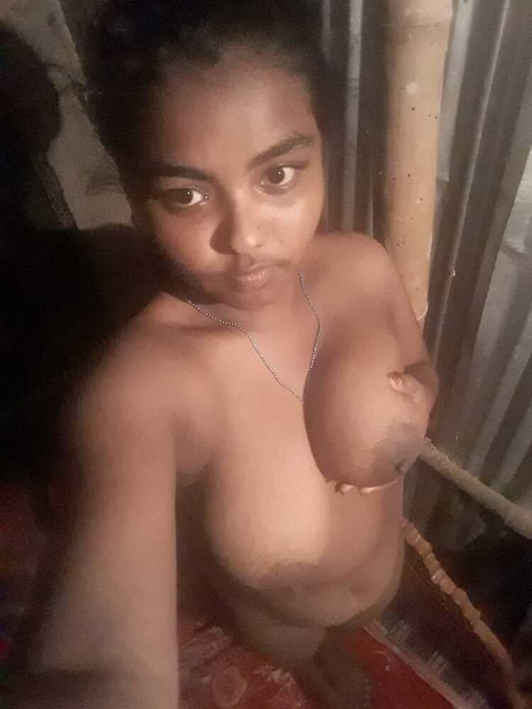 Didi ki big boobs bra nude chut fingering in home #80489128