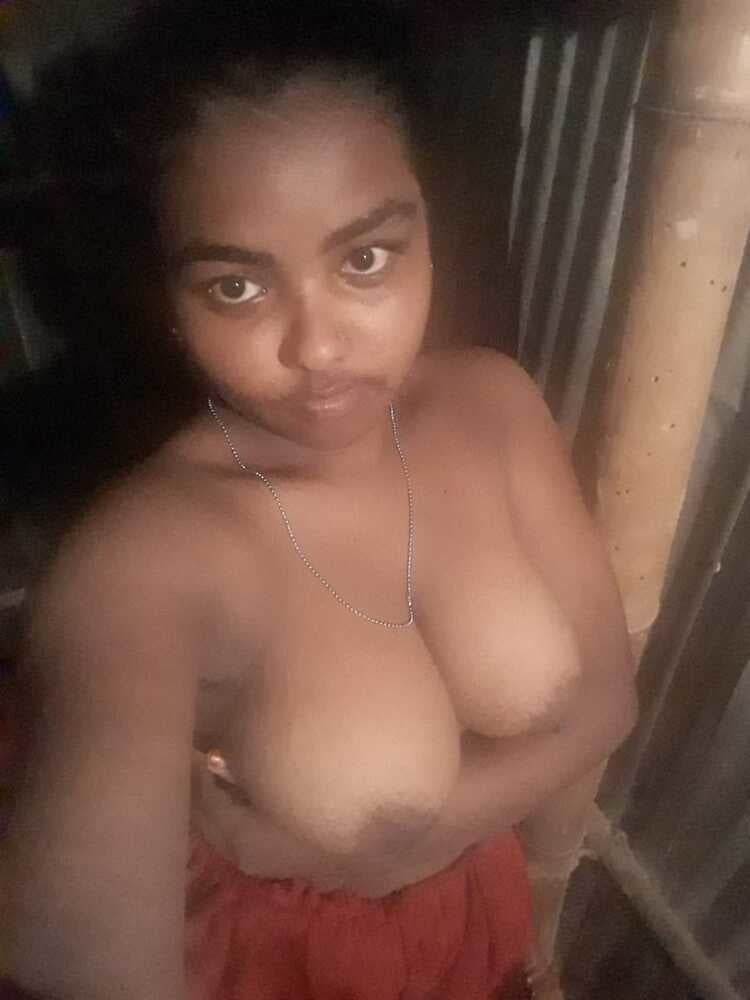 Didi ki big boobs bra nude chut fingering in home #80489151