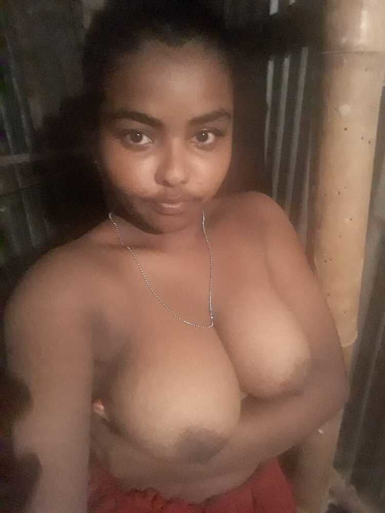Didi ki big boobs bra nude chut fingering in home #80489154