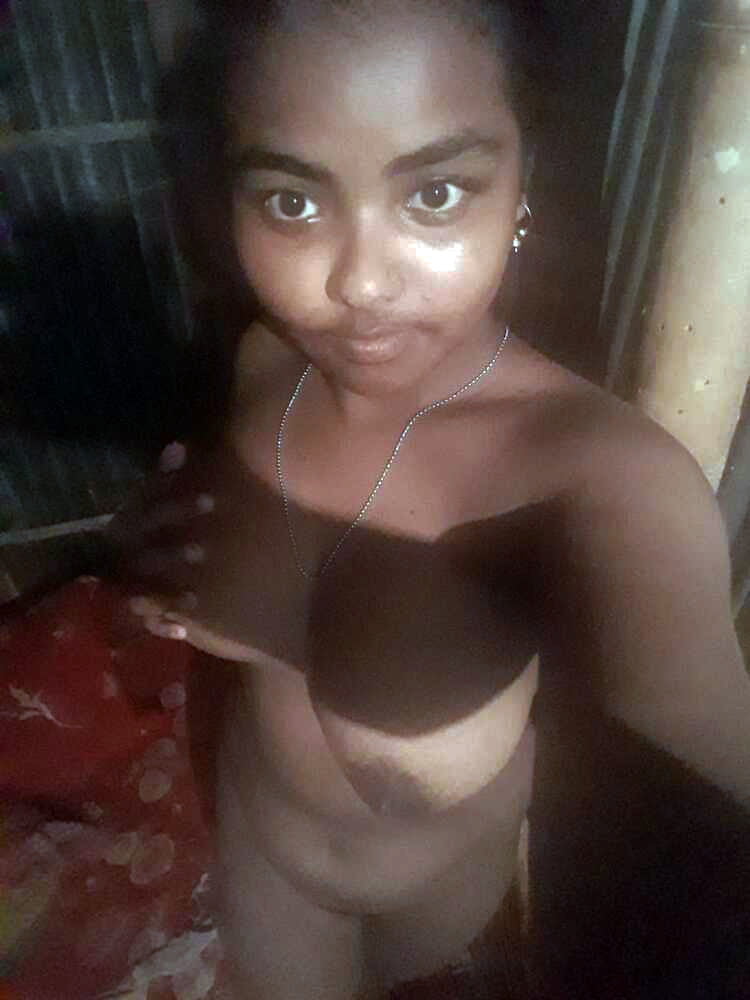 Didi ki big boobs bra nude chut fingering in home #80489205