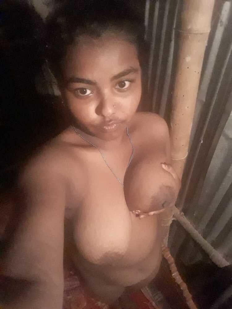 Didi ki big boobs bra nude chut fingering in home #80489444