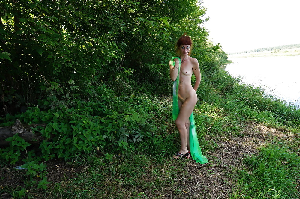 Green Shawl Volga-river #107246076