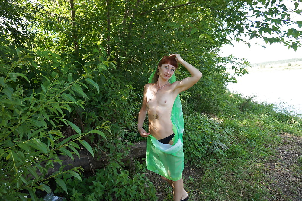 Green Shawl Volga-river #107246084