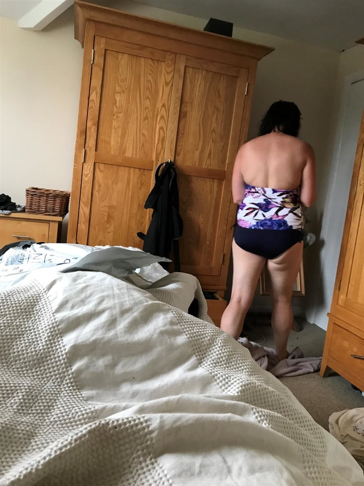 wives with no idea 14 #98169063