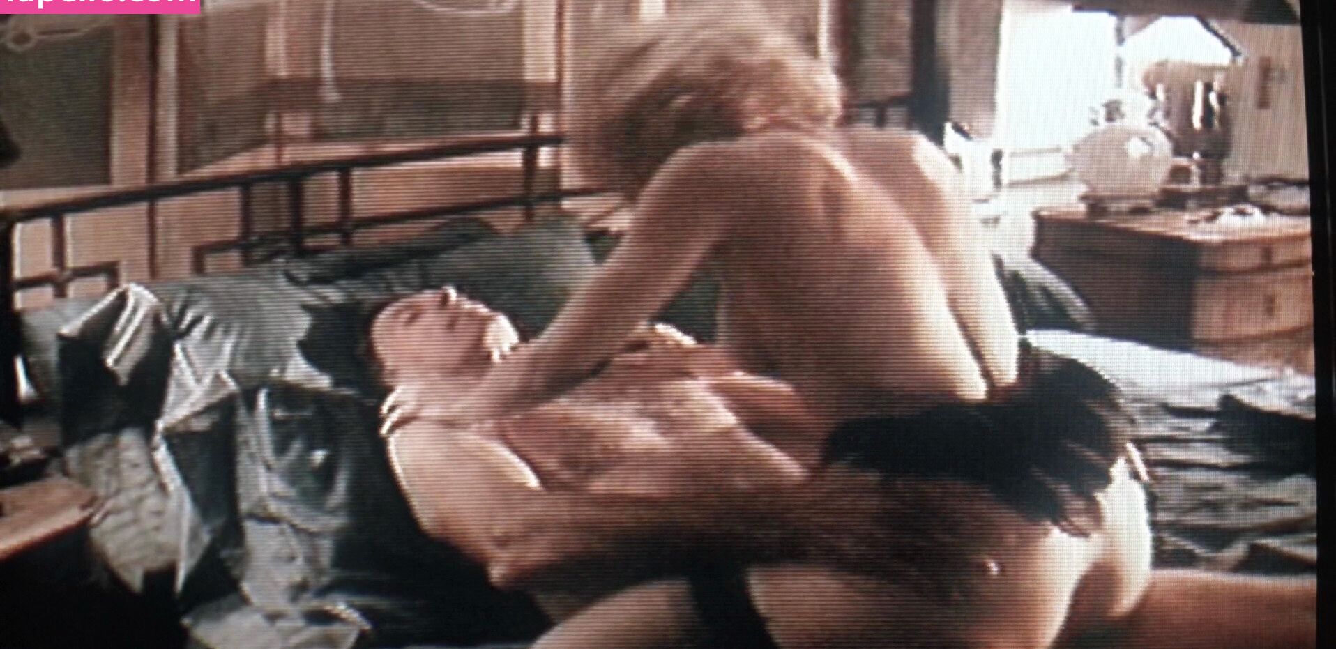 Madonna desnuda #108252858