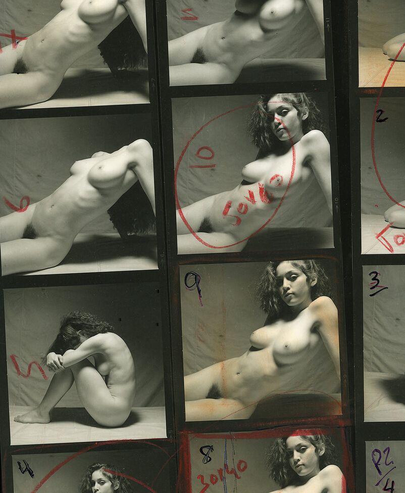 Madonna desnuda #108252859