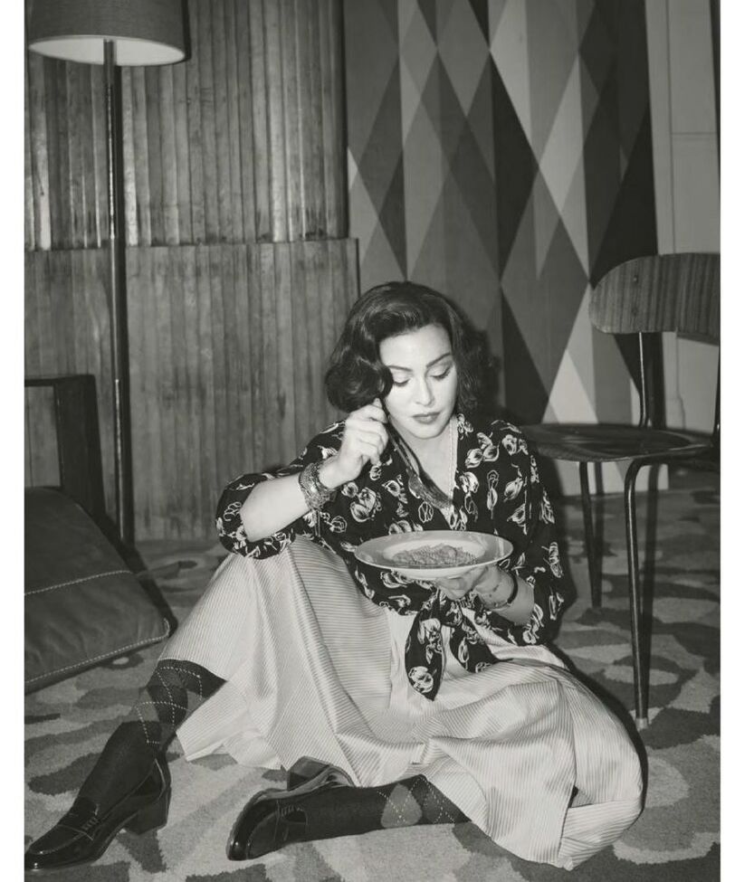 Madonna desnuda #108252885