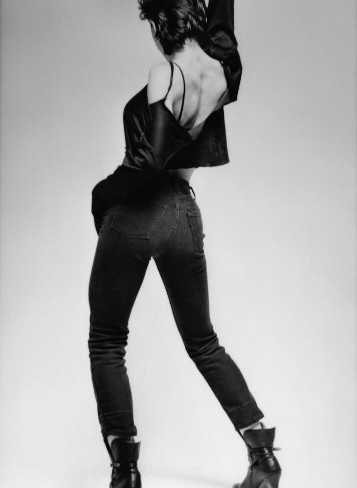 Madonna desnuda #108252915