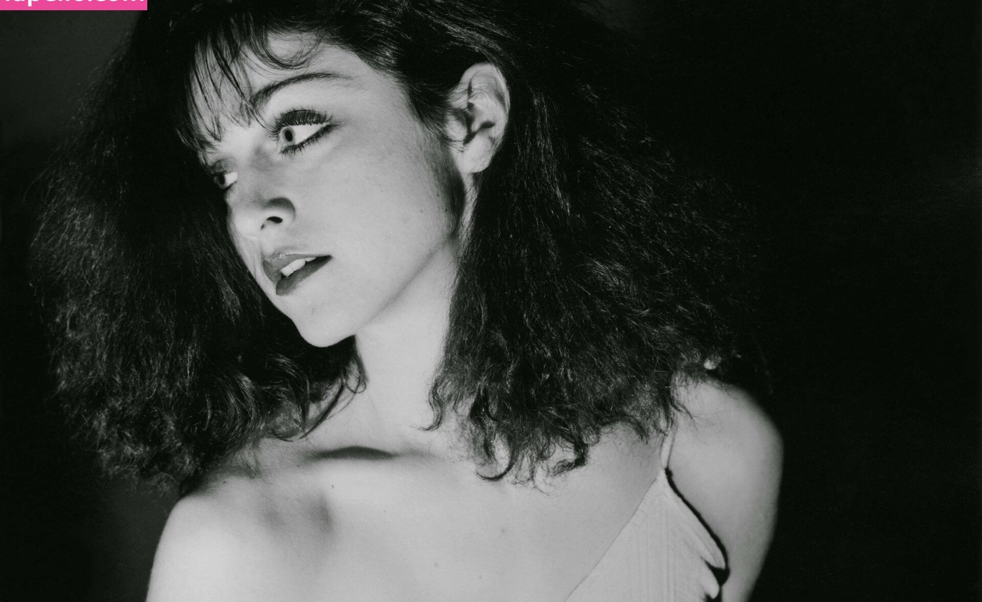 Madonna desnuda #108252939