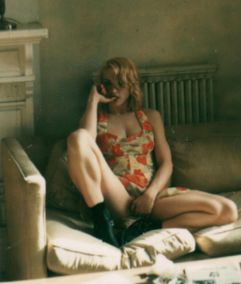 Madonna desnuda #108253000