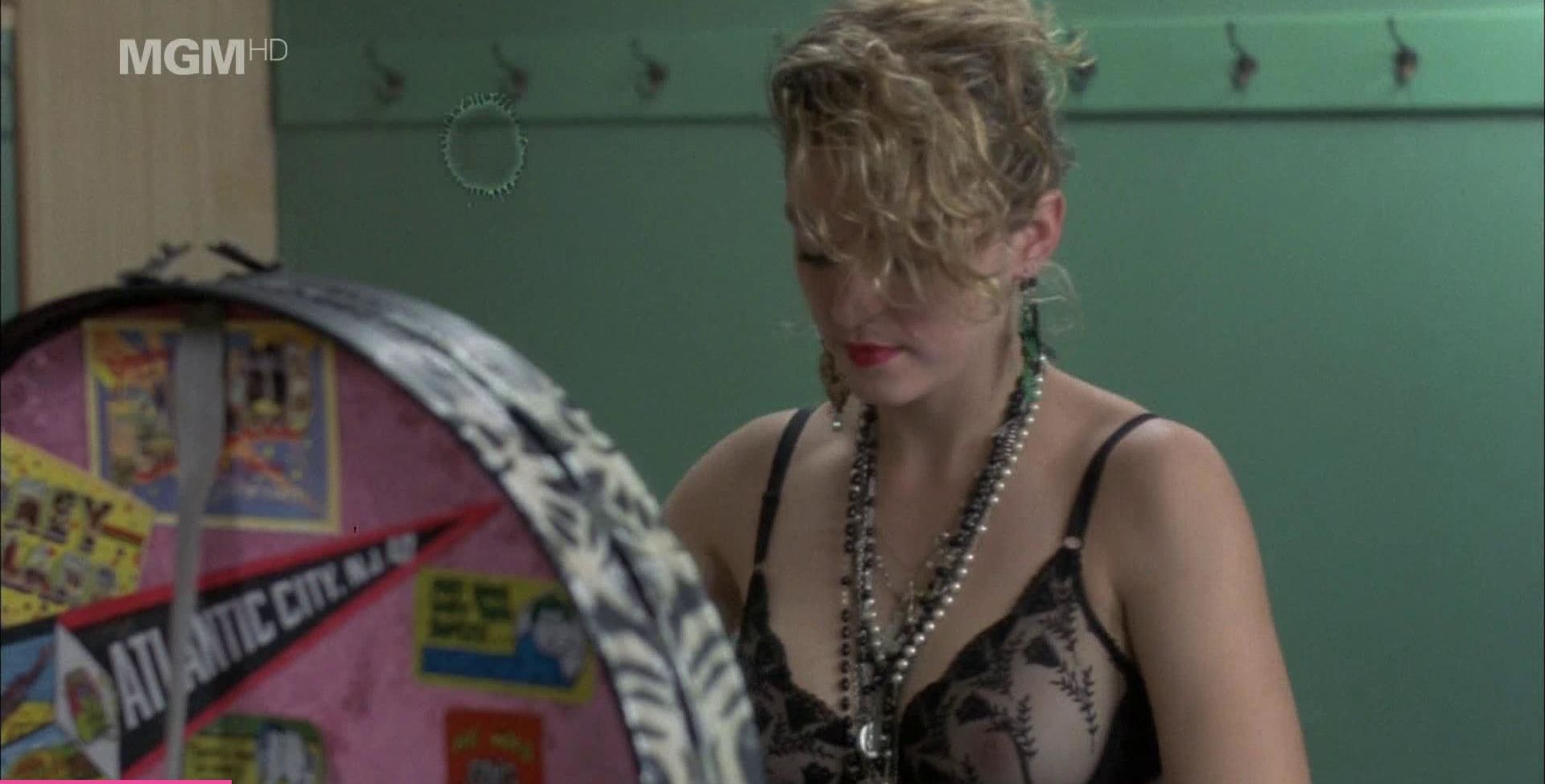 Madonna desnuda #108253088