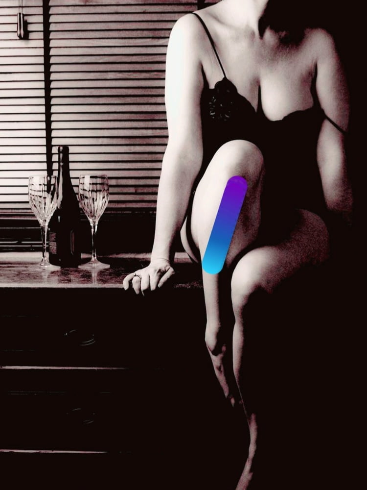 ホッツ・オブ・ミー・アールティ・アリーヤ・ンスルタナ
 #81067620