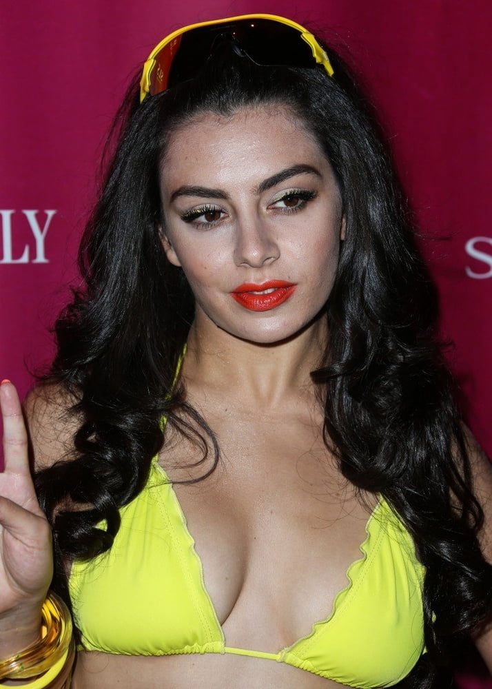 Charli xcx
 #80752975