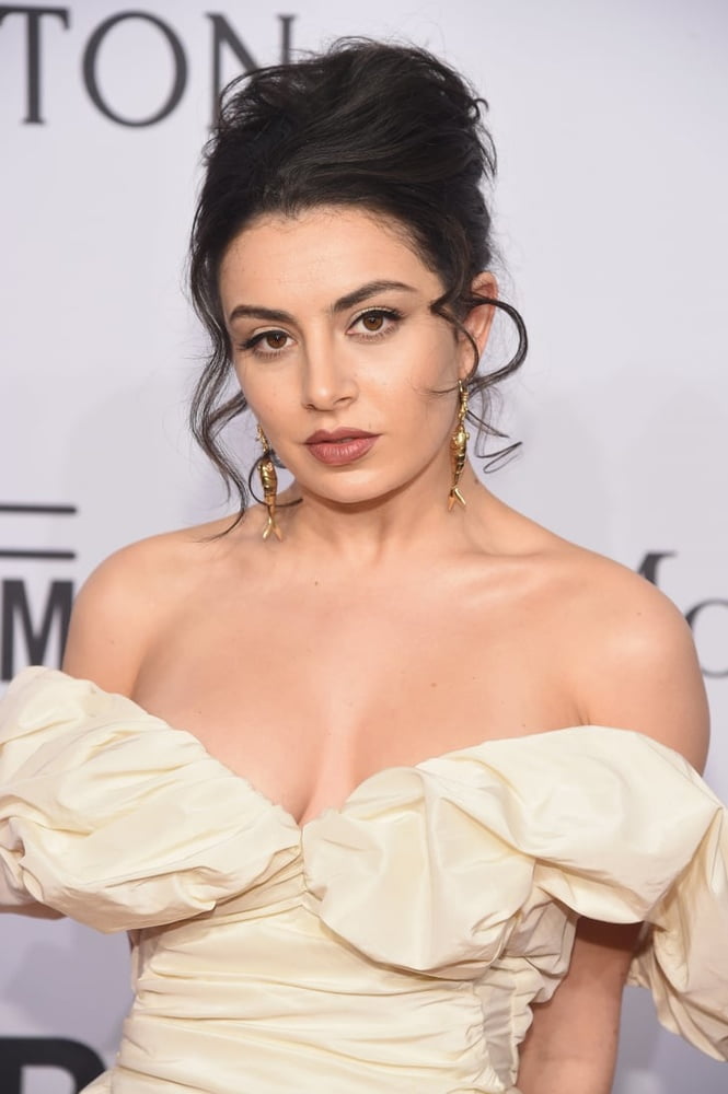 Charli xcx
 #80752981