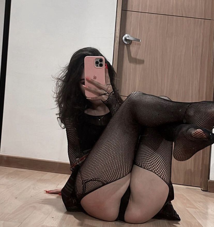 Angela_5 desnuda #108288513