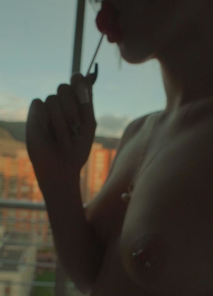 Angela_5 desnuda #108288525