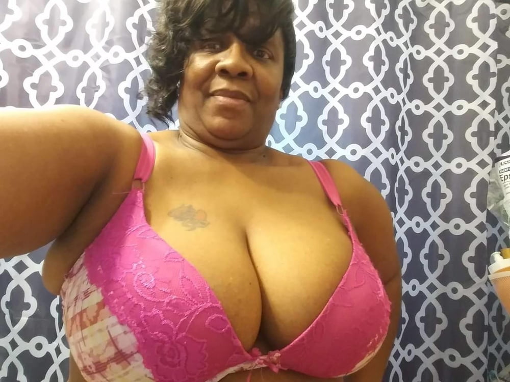 BBW GRANNY AND MATURE #95964386