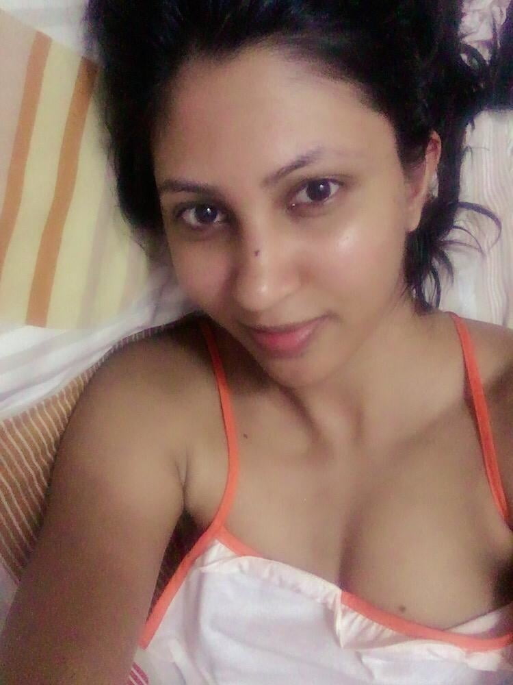 Sri lanka sehr sexy Mädchen
 #93372841