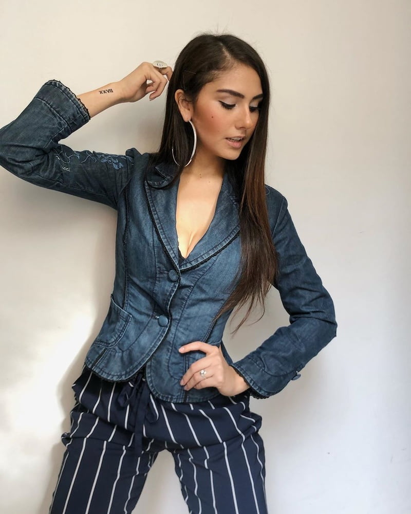 Andrea, peru (vol.8)
 #95627439