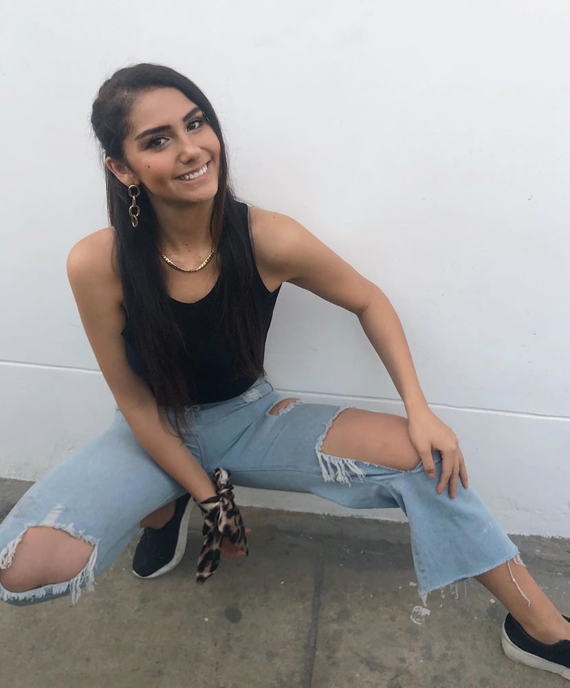 Andrea, peru (vol.8)
 #95627446