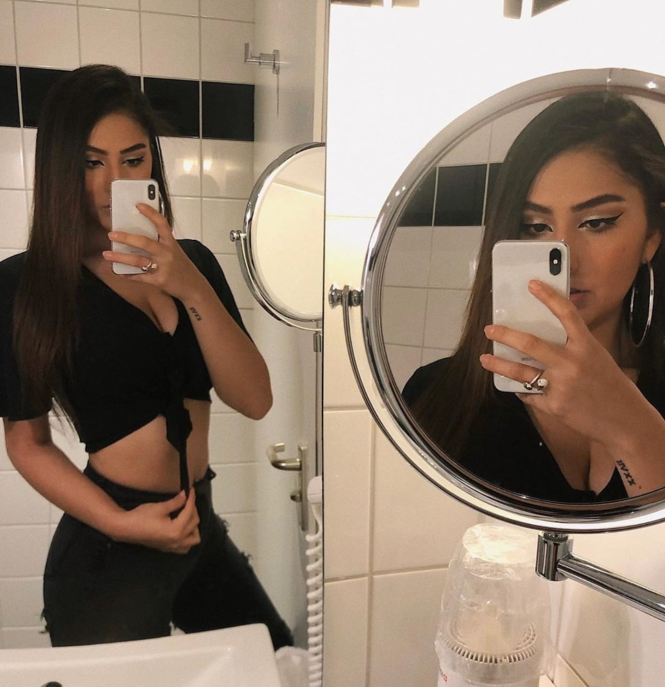 Andrea, peru (vol.8)
 #95627480